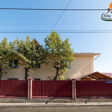 Tiny Hotel Μπισκέκ Εξωτερικό φωτογραφία